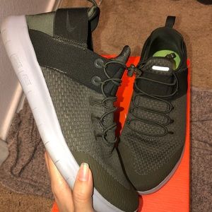 Nike Free RN CMTR 2017